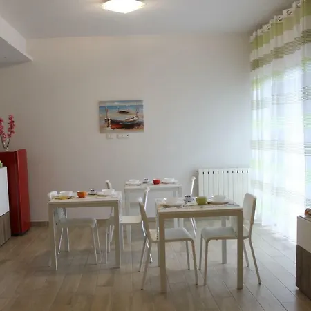 Appiddaveru Katánie