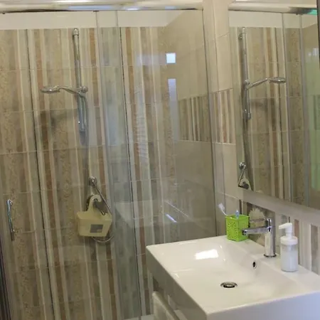 Appiddaveru Bed and Breakfast Κατάνια