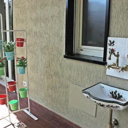 Bed and Breakfast Appiddaveru